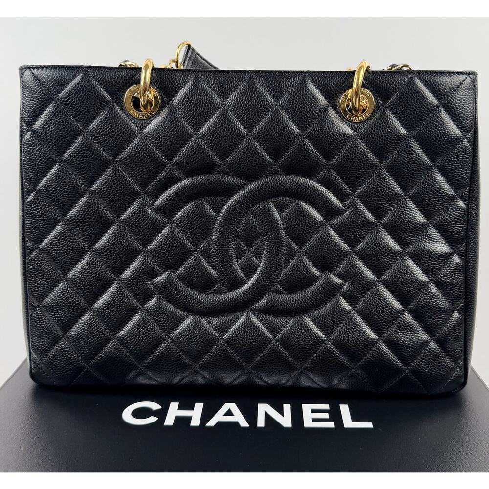 Chanel Grand Shopping Tote (GST) bag in black caviar leather